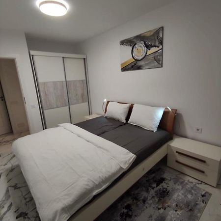 Apartament Vivo Floreşti Exterior foto